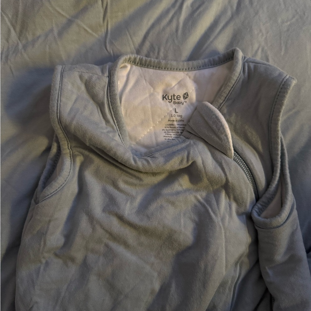 Kyte BABY Soft Gray Blue Sleeveless Sleep Sack Size L